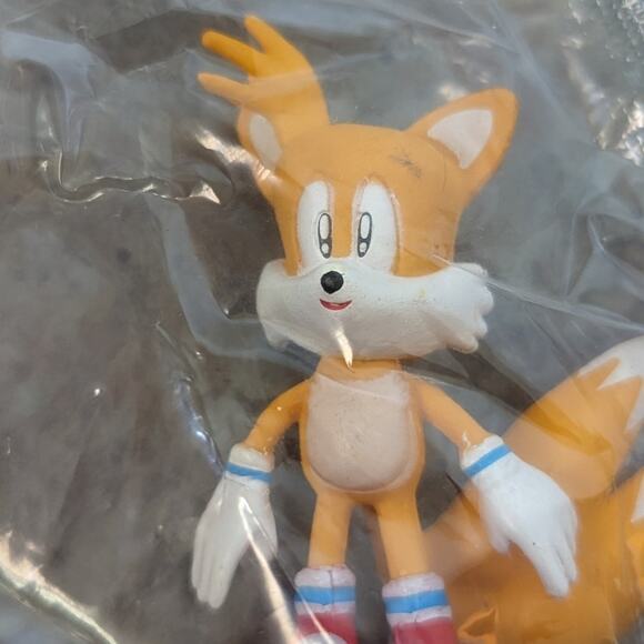sonic tails mini figures NEW - Picture 3 of 3